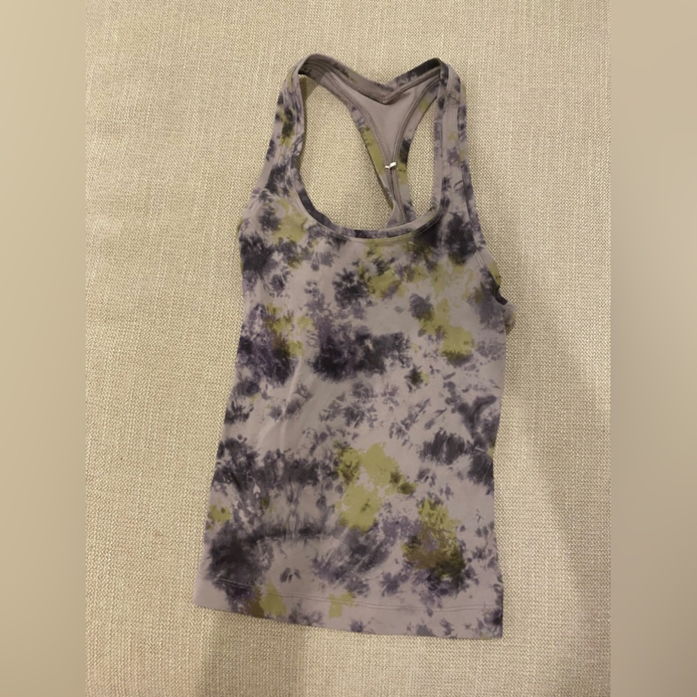 Lululemon tank top